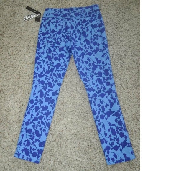 Womens Jeans Blue Floral sz 8 Stretch Midrise Denim 5 Pocket Slim Dana Buchman - Picture 4 of 5